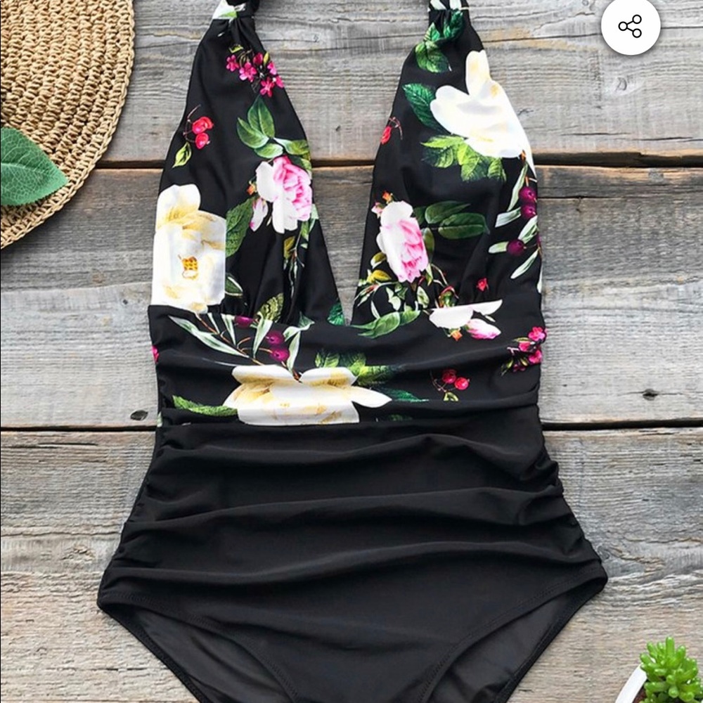 Cupshe Lost Butterfly One Piece: Sz XL: NWT